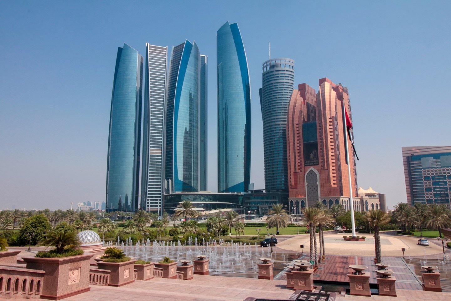 Vista del skyline de Abu Dhabi, EAU.