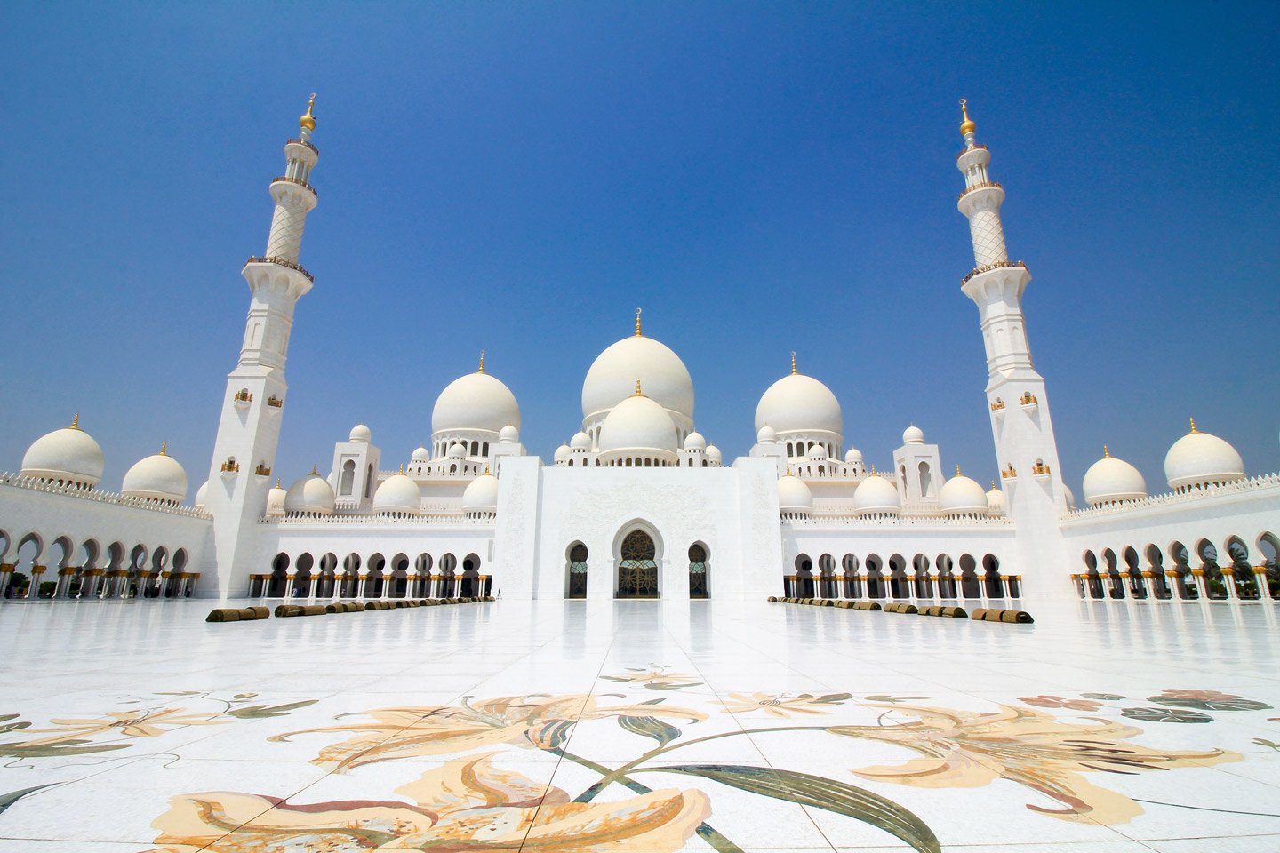 Sheikh Zayed Grand Mosque, Abu Dhabi.